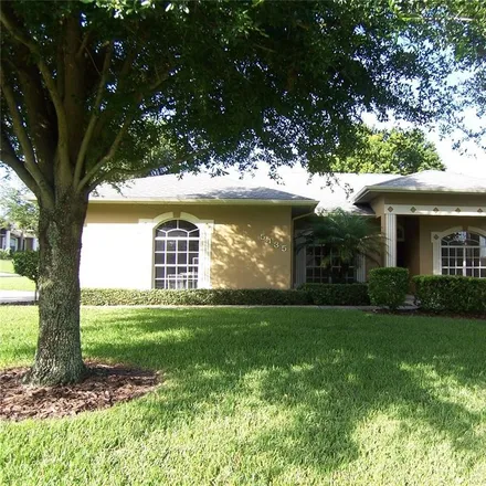 Rent this 5 bed house on 5799 Summerland Hills Drive in Polk County, FL 33812