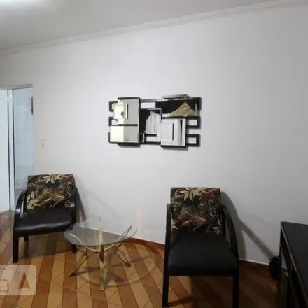 Buy this 3 bed house on Rua Matias da Cunha in Jardim Santo Antônio, Santo André - SP