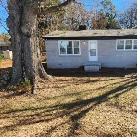 Buy this 2 bed house on 672 Oakdale Road in Charlotte, NC 28216