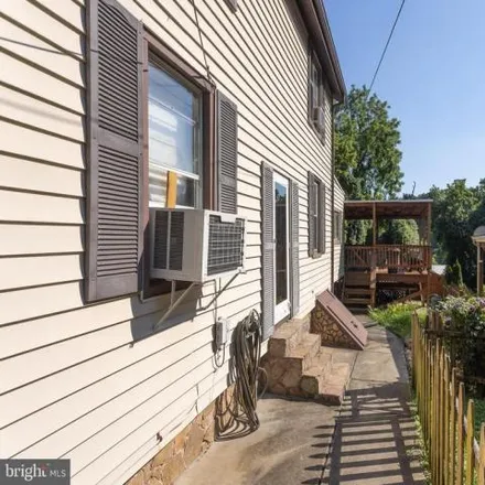 Image 4 - 1313 Clipper Heights Avenue, Baltimore, MD 21211, USA - Duplex for sale
