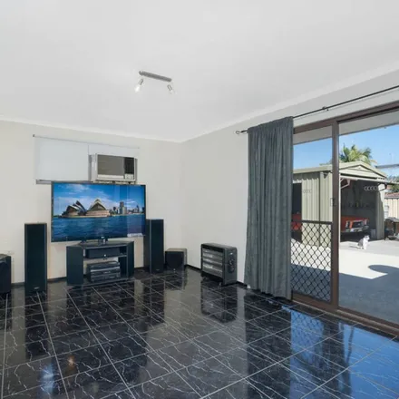 Image 3 - Alexander Drive, Highland Park QLD, Australia - Apartment for rent