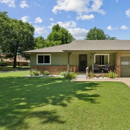 Buy this 3 bed house on 303 S Brookwood Dr in Derby, Kansas