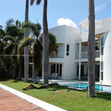 Rent this 5 bed house on 448 Victoria Terrace in Sunrise Key, Fort Lauderdale