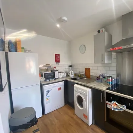 Rent this 2 bed apartment on 39 Montpelier Road in Nottingham, NG7 2JY