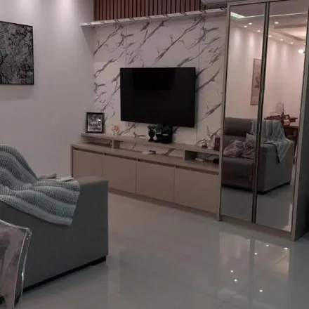 Buy this 3 bed apartment on Rua Brisamar 315 in Ingleses do Rio Vermelho, Florianópolis - SC