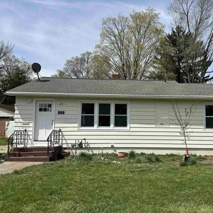 Buy this 2 bed house on 665 Cornelia Street in Janesville, WI 53545