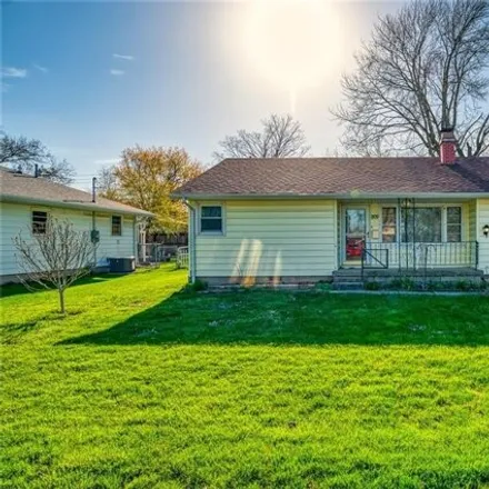 Buy this 3 bed house on 209 South Eads Avenue in Paris, IL 61944