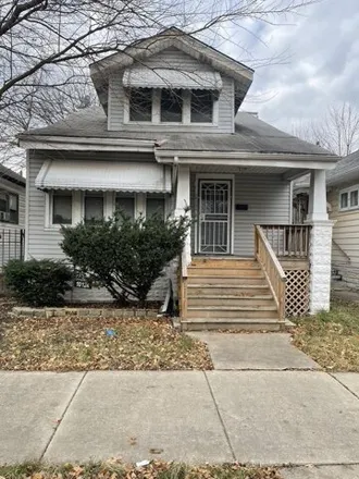 Buy this 5 bed house on 10124 South State Street in Chicago, IL 60628