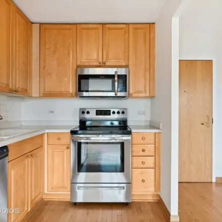 Image 9 - 1445 N State Pkwy Apt 2204, Chicago, Illinois, 60610 - Condo for sale