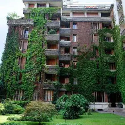 Image 2 - Via Benvenuto Garofalo 32, 20131 Milan MI, Italy - Apartment for rent