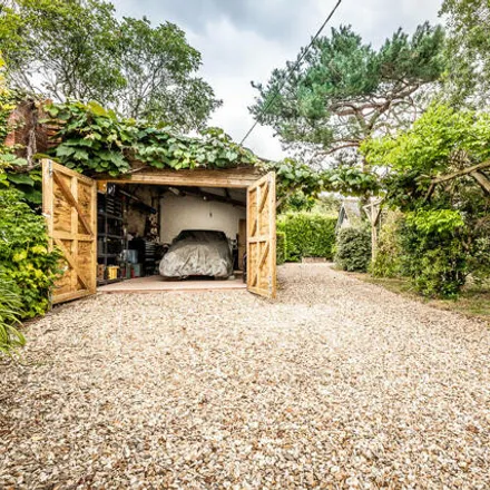Image 7 - East Budleigh Garage, Lower Budleigh, East Budleigh, EX9 7DL, United Kingdom - House for sale