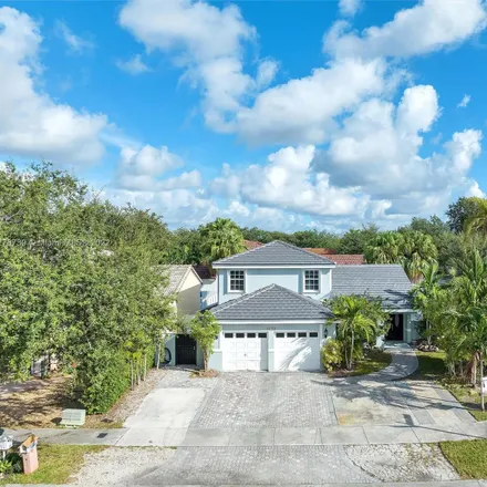 Image 2 - 8705 Northwest 150th Terrace, Miami Lakes, FL 33018, USA - House for sale