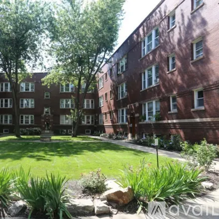 Rent this 1 bed apartment on 4716 N Racine Ave