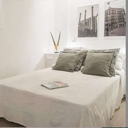Rent this studio apartment on 08003 Barcelona
