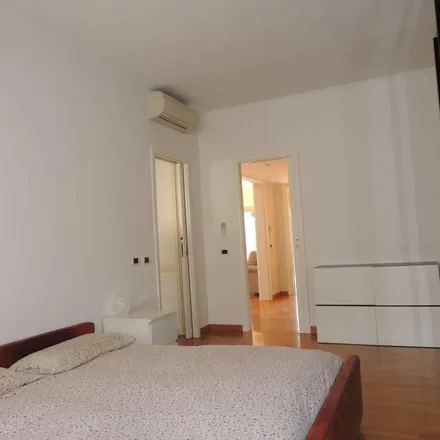 Image 2 - Via Elio Lampridio Cerva, 00143 Rome RM, Italy - Apartment for rent