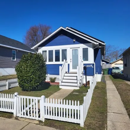 Rent this 2 bed house on 1325 9th Avenue in Bradley Park, Neptune Township