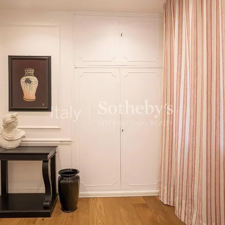 Rent this 2 bed apartment on Via Venezia 10 in 50120 Florence FI, Italy