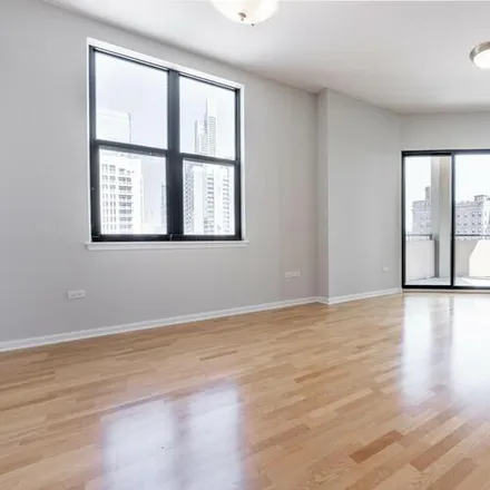 Rent this 3 bed apartment on 1464 S Michigan Ave
