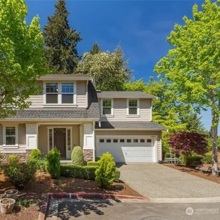 Buy this 4 bed house on Southeast 21st Place in Bellevue, WA 99007