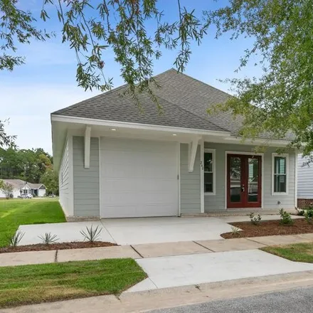 Buy this 3 bed house on 228 Marsh Landing South in Freeport, Walton County