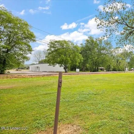 Image 3 - 311 West 5th Street, Yazoo City, MS 39194, USA - House for sale