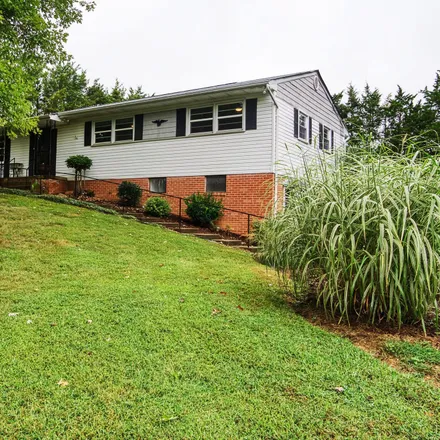 Image 1 - 9970 Marshall Corner Road, West White Plains, Charles County, MD 20695, USA - House for sale