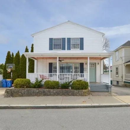 Buy this 3 bed house on 105 Almont Street in Winthrop Beach, Winthrop