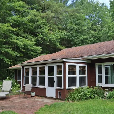 Buy this 3 bed house on 285 Simmons Road in Champlain, Clinton County