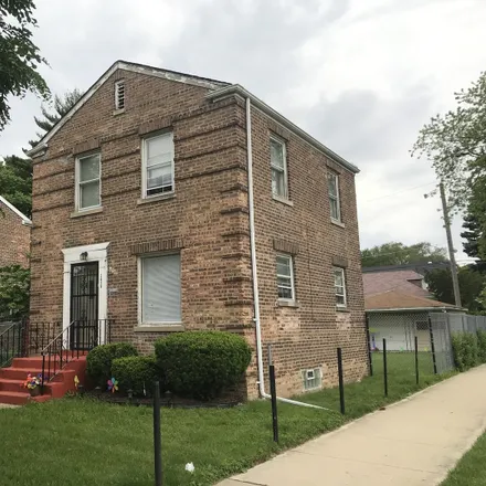 Image 1 - 2624 East 92nd Street, Chicago, IL 60617, USA - House for sale