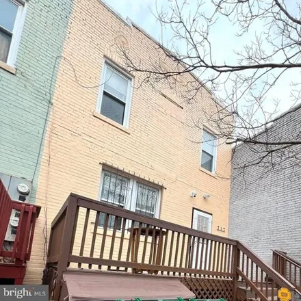 Image 3 - 717 Euclid Street Northwest, Washington, DC 20001, USA - Apartment for rent