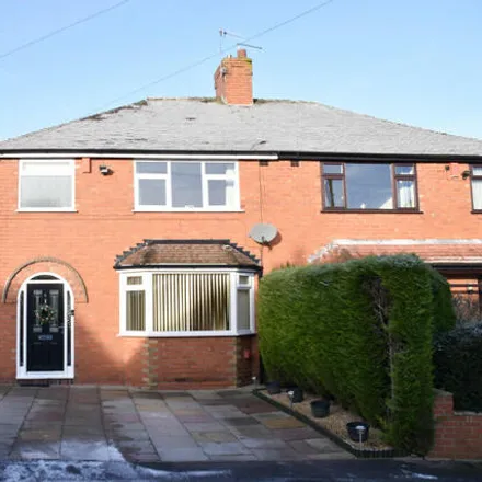 Buy this 3 bed duplex on 6 Elmsmere Avenue in Longton, ST3 3AE