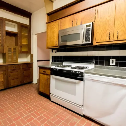 Image 5 - 5031 North Marvine Street, Philadelphia, PA 19141, USA - Townhouse for rent