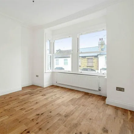 Image 2 - 7-9 Valliere Road, London, NW10 6AJ, United Kingdom - Room for rent
