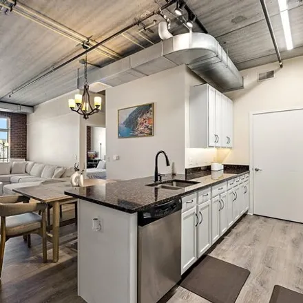 Image 4 - Garden Lofts, 66 Winder Street, Detroit, MI 48201, USA - Condo for sale