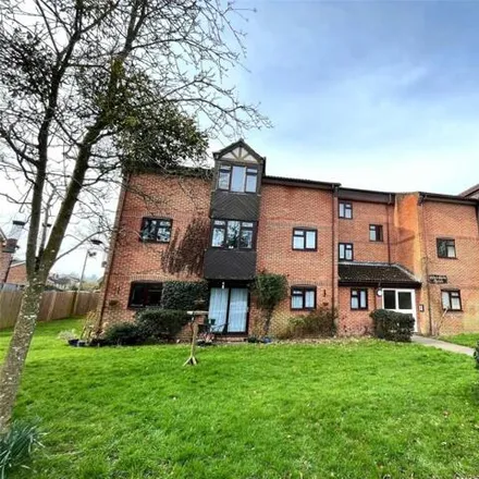 Buy this 2 bed apartment on Sycamore Court in Godalming, GU7 3TN