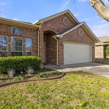Buy this 3 bed house on 627 Creek Point Drive in Saginaw, TX 76179