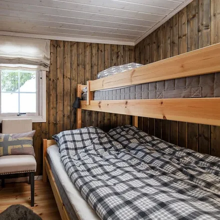 Rent this 4 bed house on Sjusjøen in 2612 Sjusjøen, Norway