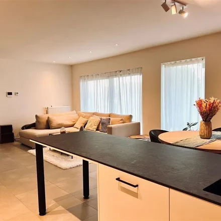 Rent this 2 bed apartment on Hemelrijkstraat 30;32;34;28A-28P in 9140 Temse, Belgium