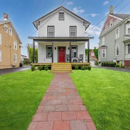 Image 1 - 24 Rector Place, Red Bank, NJ 07701, USA - House for sale