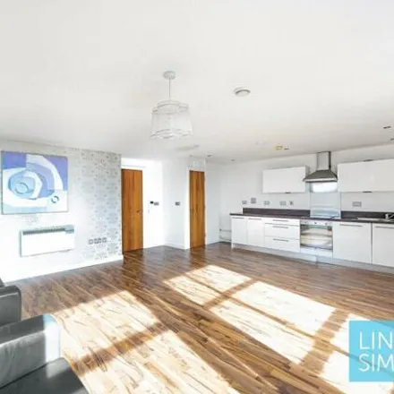 Image 1 - St George's Church, Thoresby Place, Arena Quarter, Leeds, LS1 3BR, United Kingdom - Apartment for sale