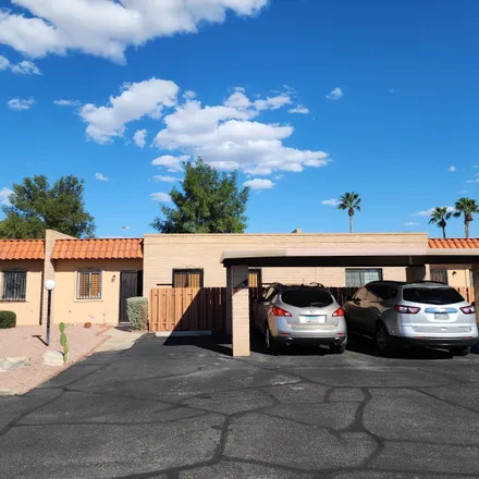 Rent this 3 bed townhouse on 850 South Pantano Parkway in Tucson, AZ 85710