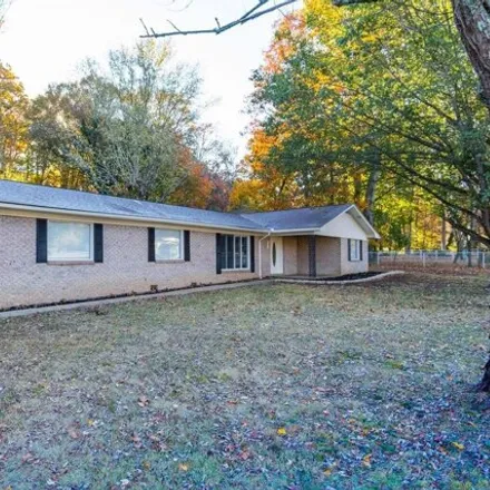 Image 3 - 428 Carson Springs Road, Newport, TN 37821, USA - House for sale