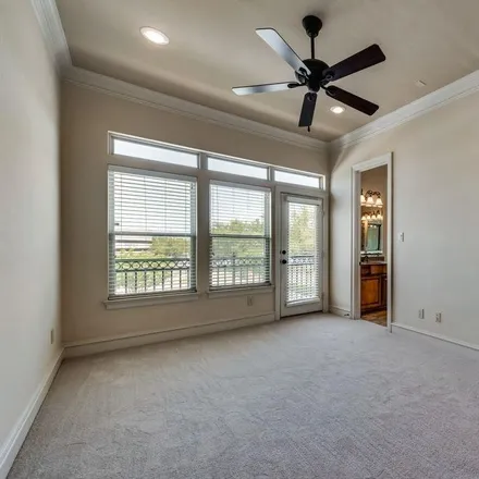 Image 9 - 4097 Winsor Drive, Farmers Branch, TX 75244, USA - Townhouse for sale