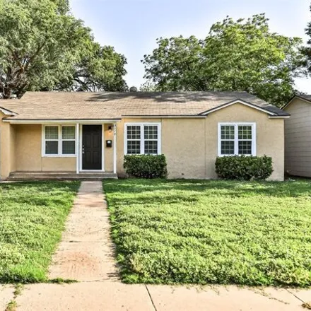 Rent this 3 bed house on 3104 31st Street in Lubbock, TX 79410