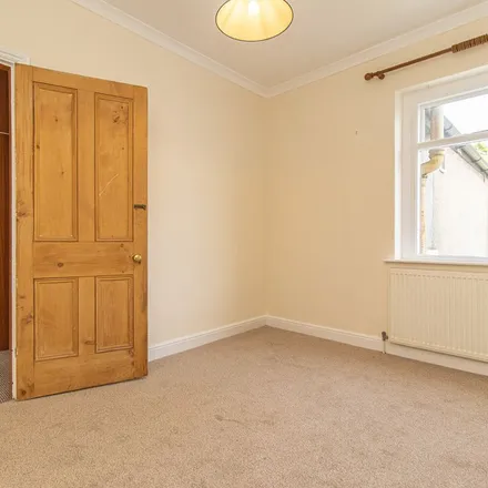Rent this 3 bed townhouse on Pendyrys House in 47-99 Mortimer Road, Cardiff