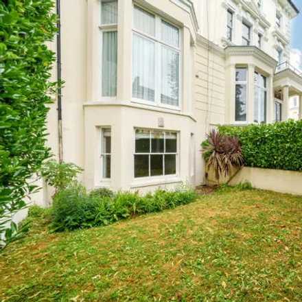 Image 4 - Dillons Hotel, Belsize Park, London, NW3 4ES, United Kingdom - Duplex for sale