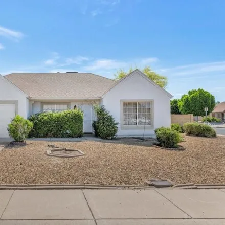 Buy this 3 bed house on 19401 North 10th Street in Phoenix, AZ 85024