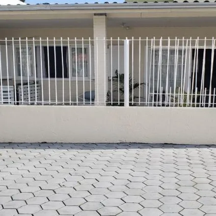 Rent this 2 bed house on Rua 112 in Centro, Itapema - SC