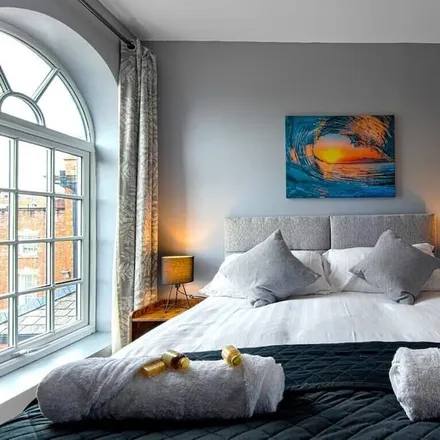 Rent this 2 bed apartment on Rhosddu in LL13 8BD, United Kingdom