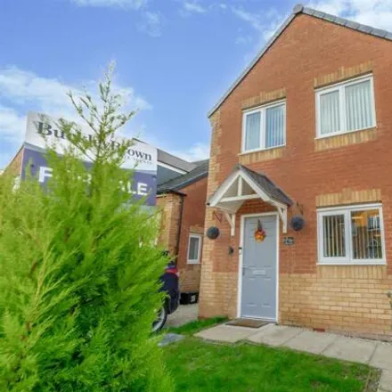 Buy this 3 bed house on Griffin Road in New Ollerton, NG22 9WJ